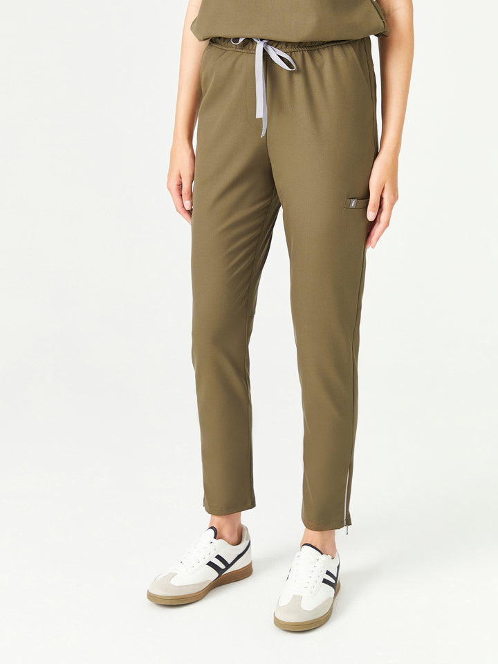 02 Kadın Fermuarlı Paça Scrub Alt -Haki Yeşil