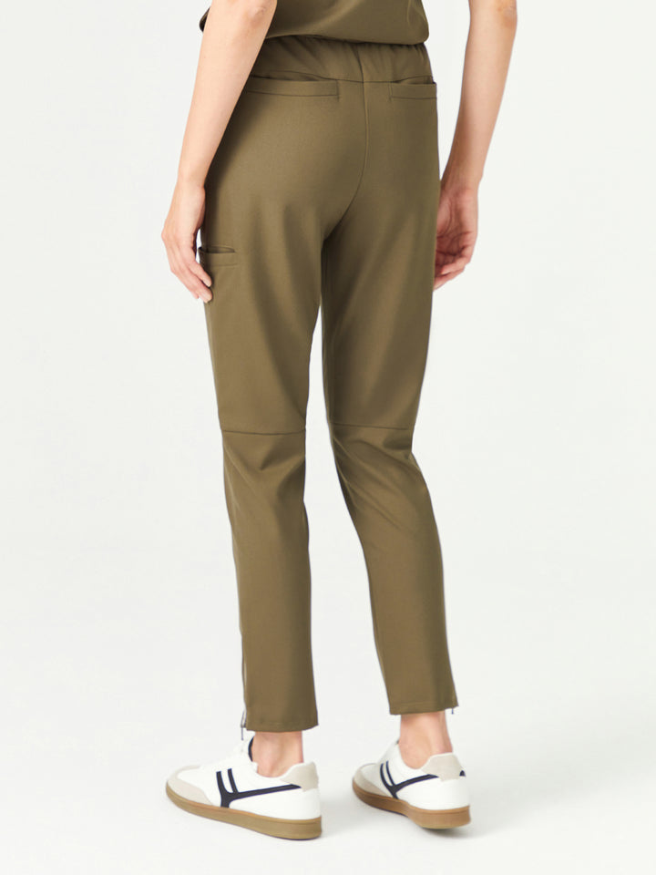 02 Kadın Fermuarlı Paça Scrub Alt -Haki Yeşil