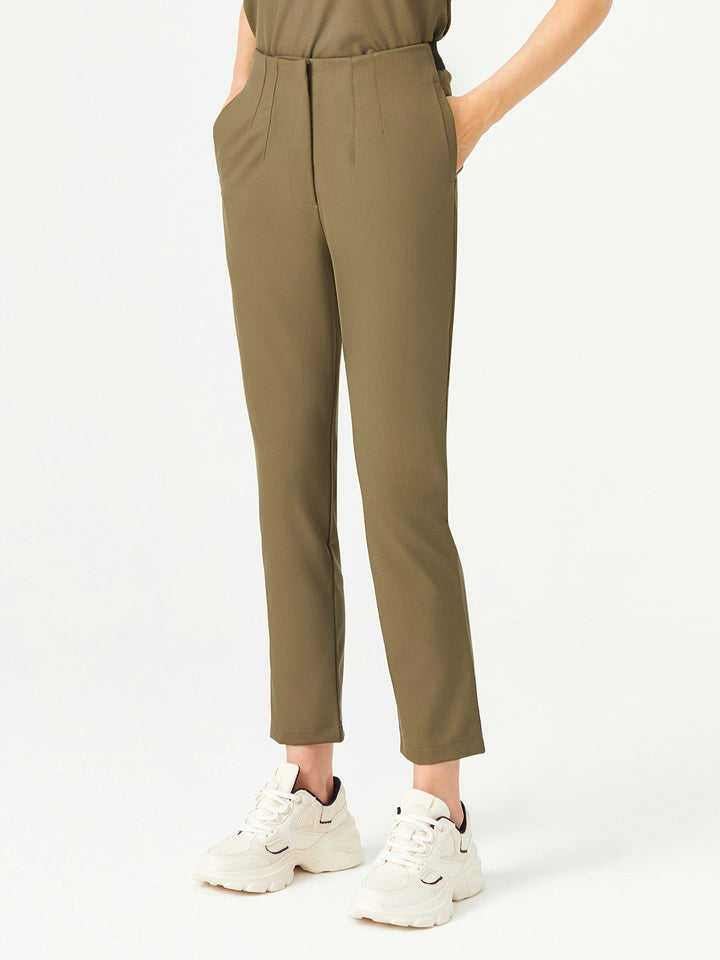 03 Kadın Pensli Yüksek Bel Scrub Alt - Haki Yeşil