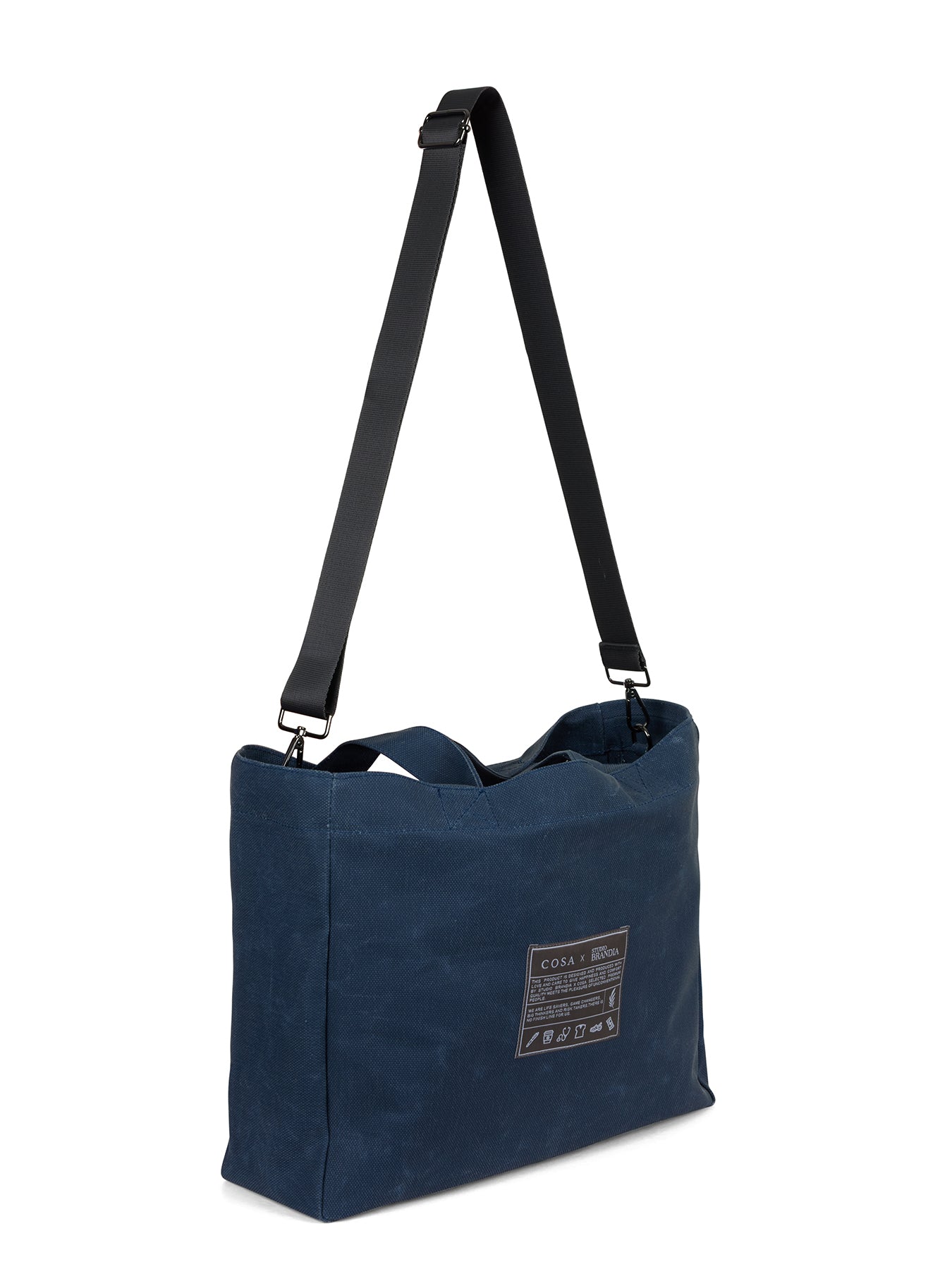 Cosa X Studio Brandia Shift Bag- Mavi – COSA Uniform